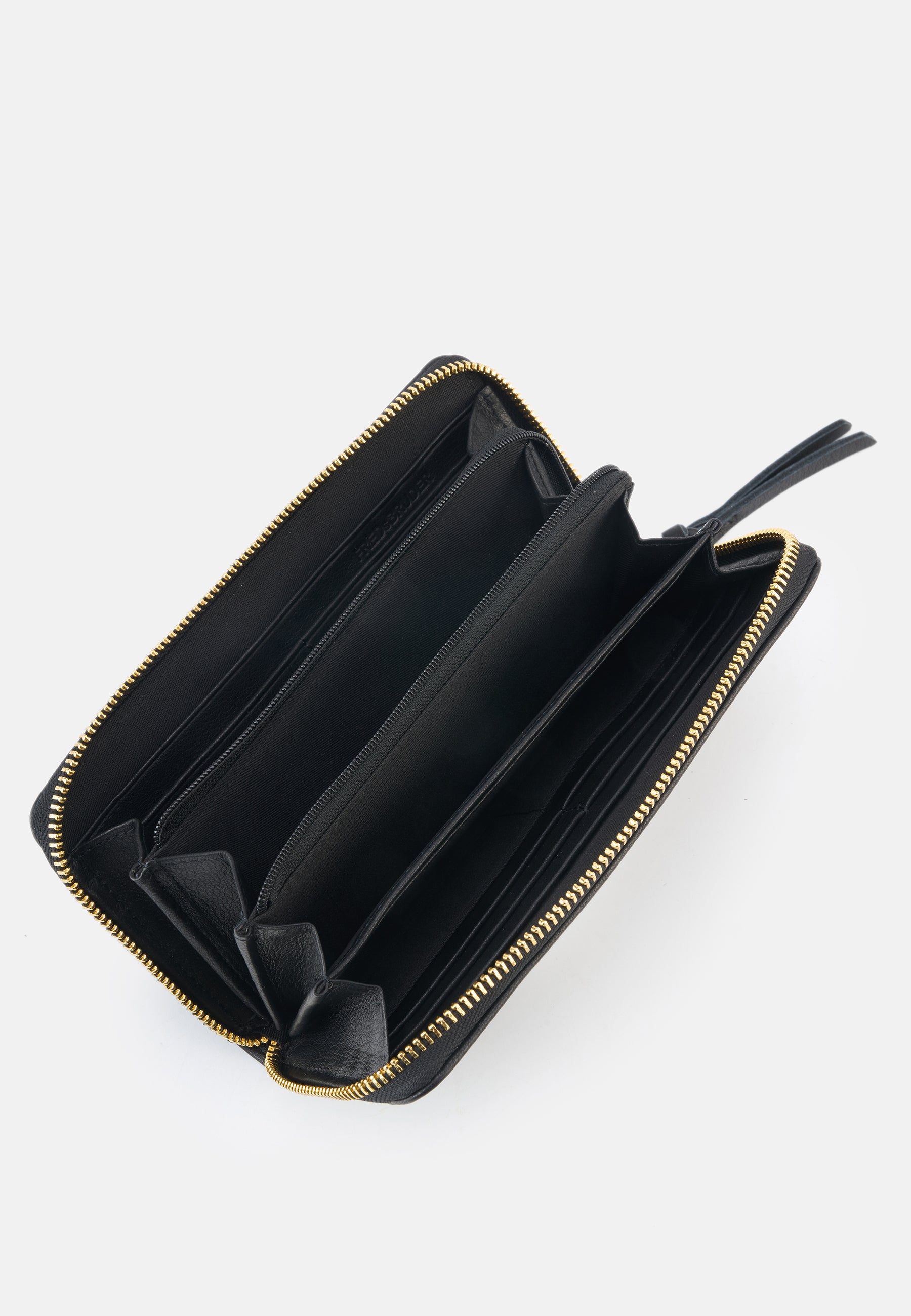 FREDsBRUDER- Wallets- Just Easy Long Wallet- black / OS - Just Easy Long Wallet Details Mehrere Kartenfächer Sicherer Reißverschluss Material 100% Leder Dimensions Wallets (B x H x T): 10 x 17 x 2 cm Weight: 0.2 kg