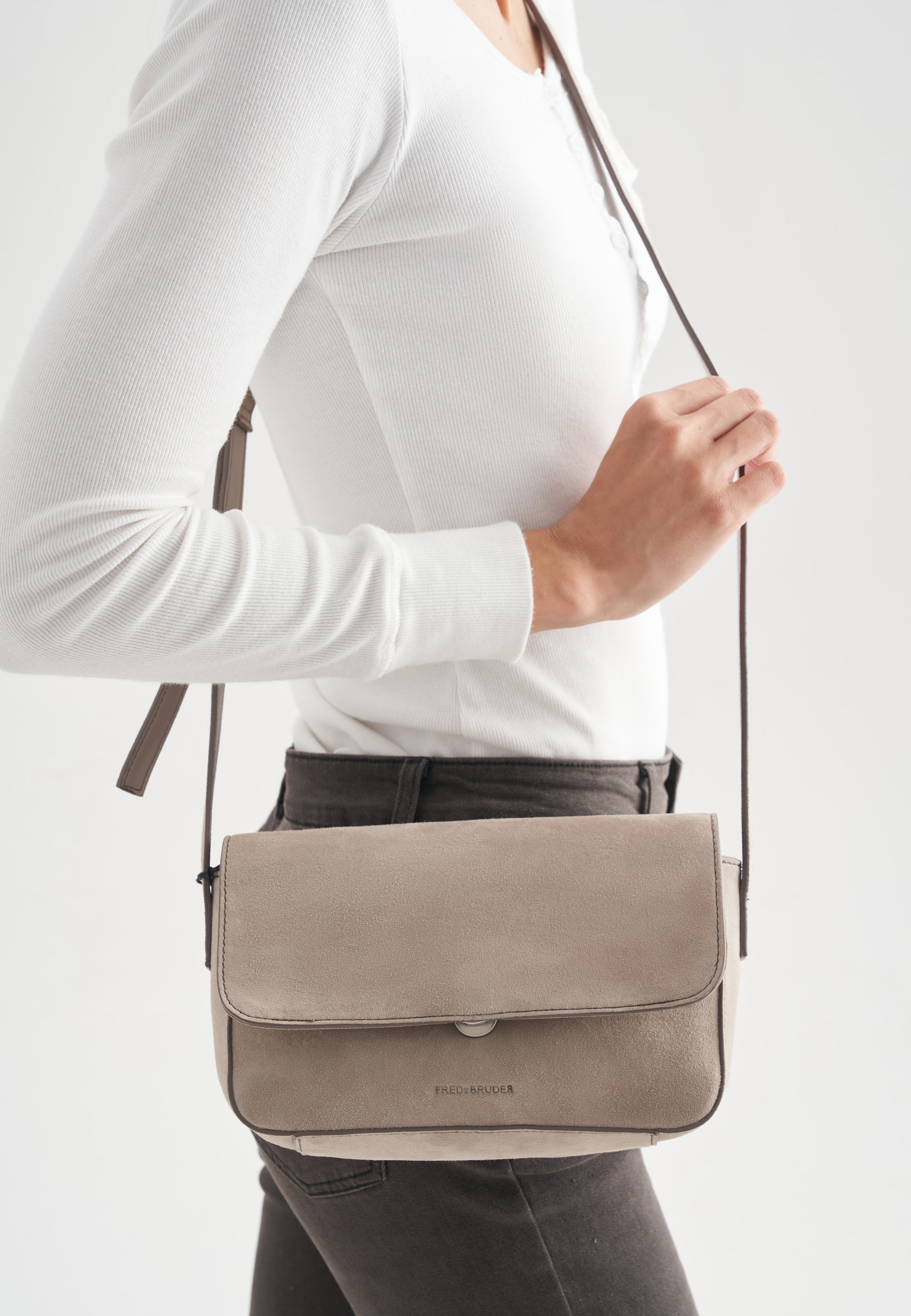 FREDsBRUDER- Bags- Best to Come Crossbag- powder taupe / OS-sky blue / OS