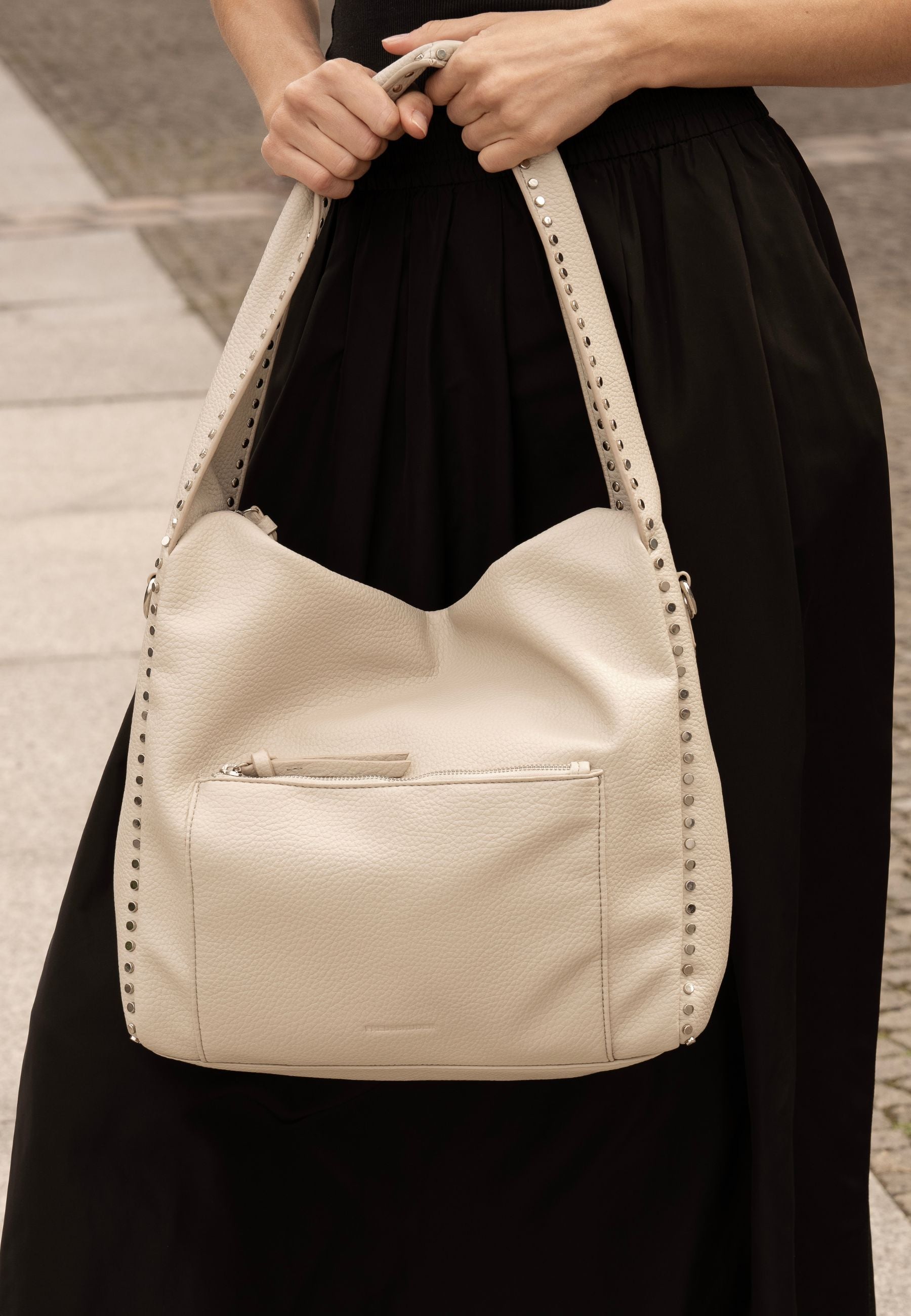 FREDsBRUDER- Handtaschen>Damen>Ledertaschen>Hobo Taschen- Feel Wild Hobo- black / OS-stone / OS