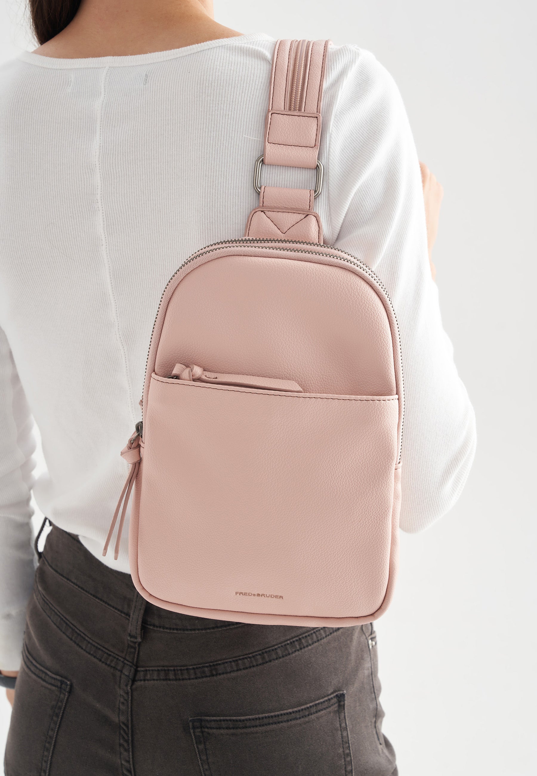 FREDsBRUDER- Handtaschen>Damen>Ledertaschen>Crossbody Taschen- Bestie Hybrid Crossbag- black / OS-powder taupe / OS