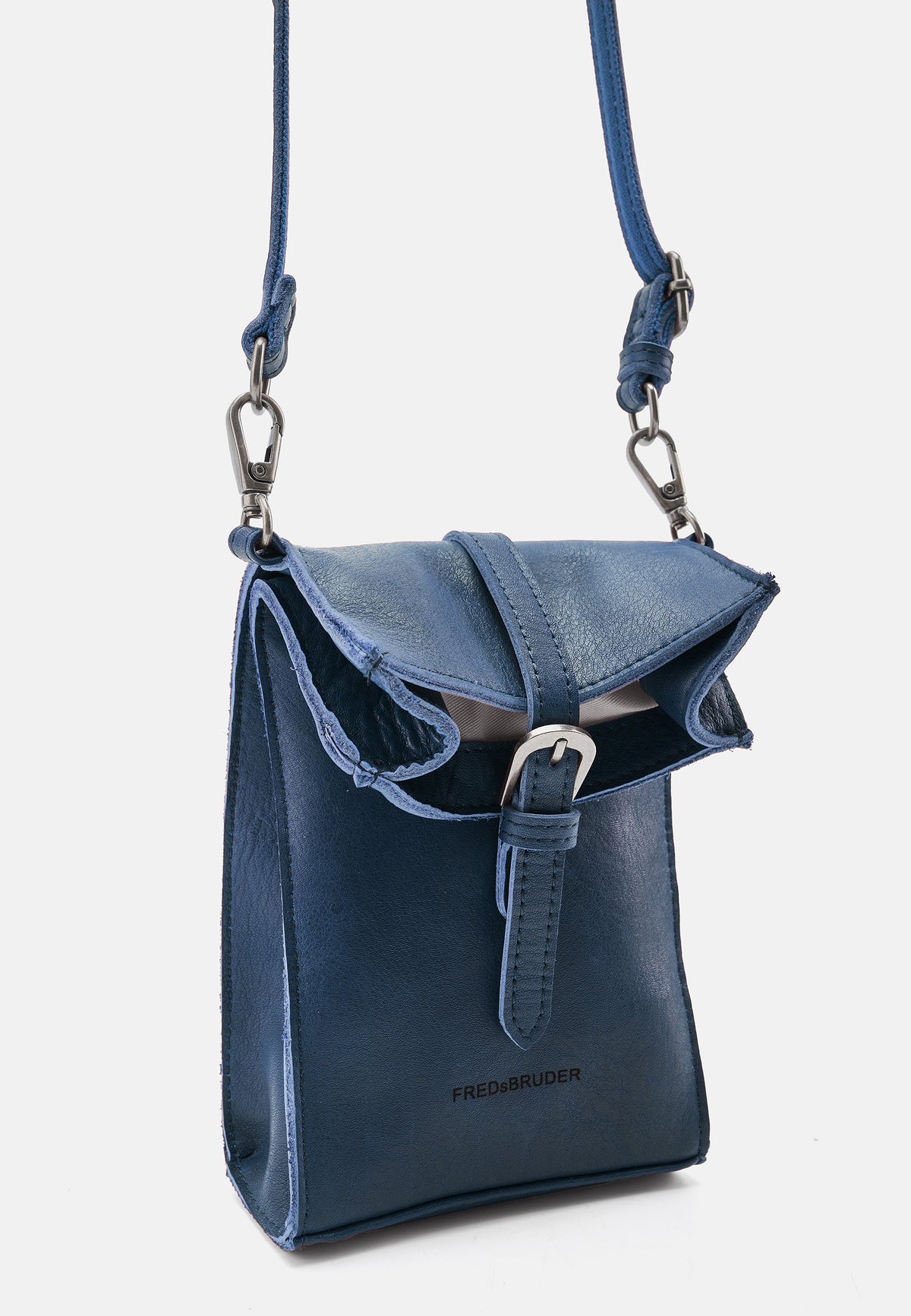 Mini-Beuteltasche aus dunkelblauem Lederimitat mit Vorderklappe und Verschlussband