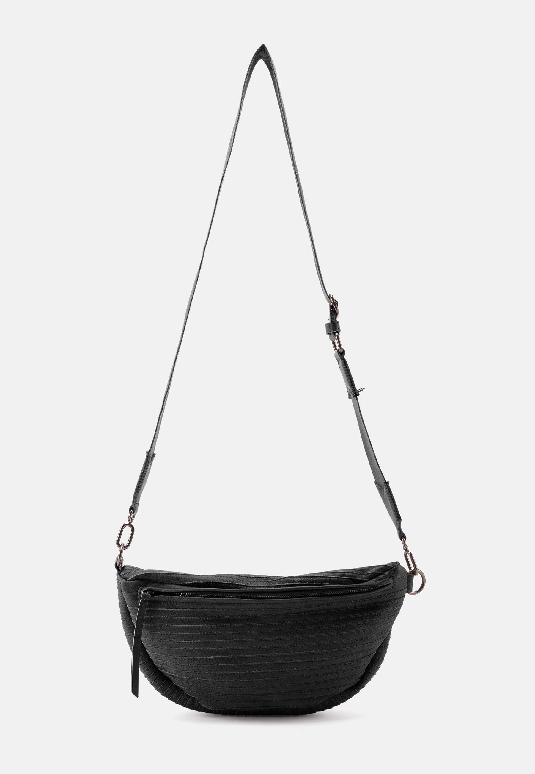 FREDsBRUDER- Bags- Layer Beltbag- black / OS-caramel / OS-dirty stone / OS - Layer BeltbagLayer Liebhaber aufgepasst! Diese Beltbag ergänzt eure Frühlingslooks, ist super bequem und bietet viel Platz für all eure Essentials! Viel Spaß beim Stylen!Details Als Crossbody Bag tragbar Verstellbarer Tragehenkel Silberfarbene Metalldetails Funktionaler Innenraum: Steckfächer und Reißverschlussfach innen Material Handgewachstes Leder Maße Tasche (B x H x T): 38 x 20 x 10 cm Gewicht: 0,665 kg