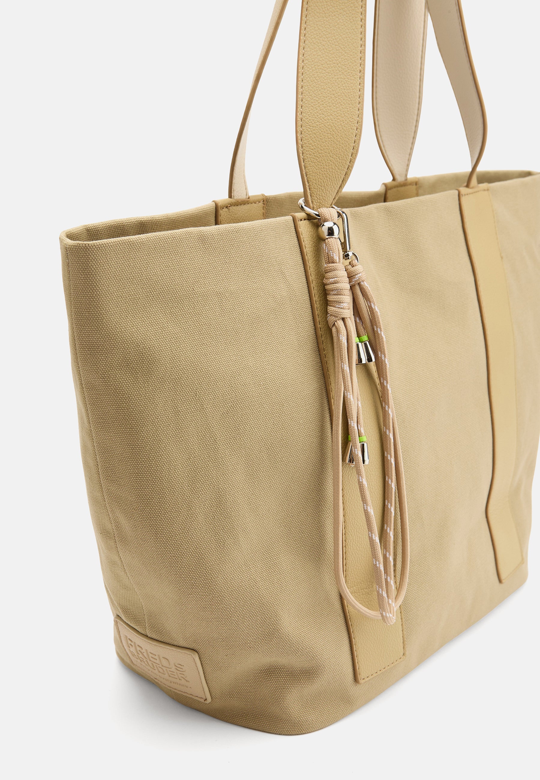 Carry Me Everywhere Shopper