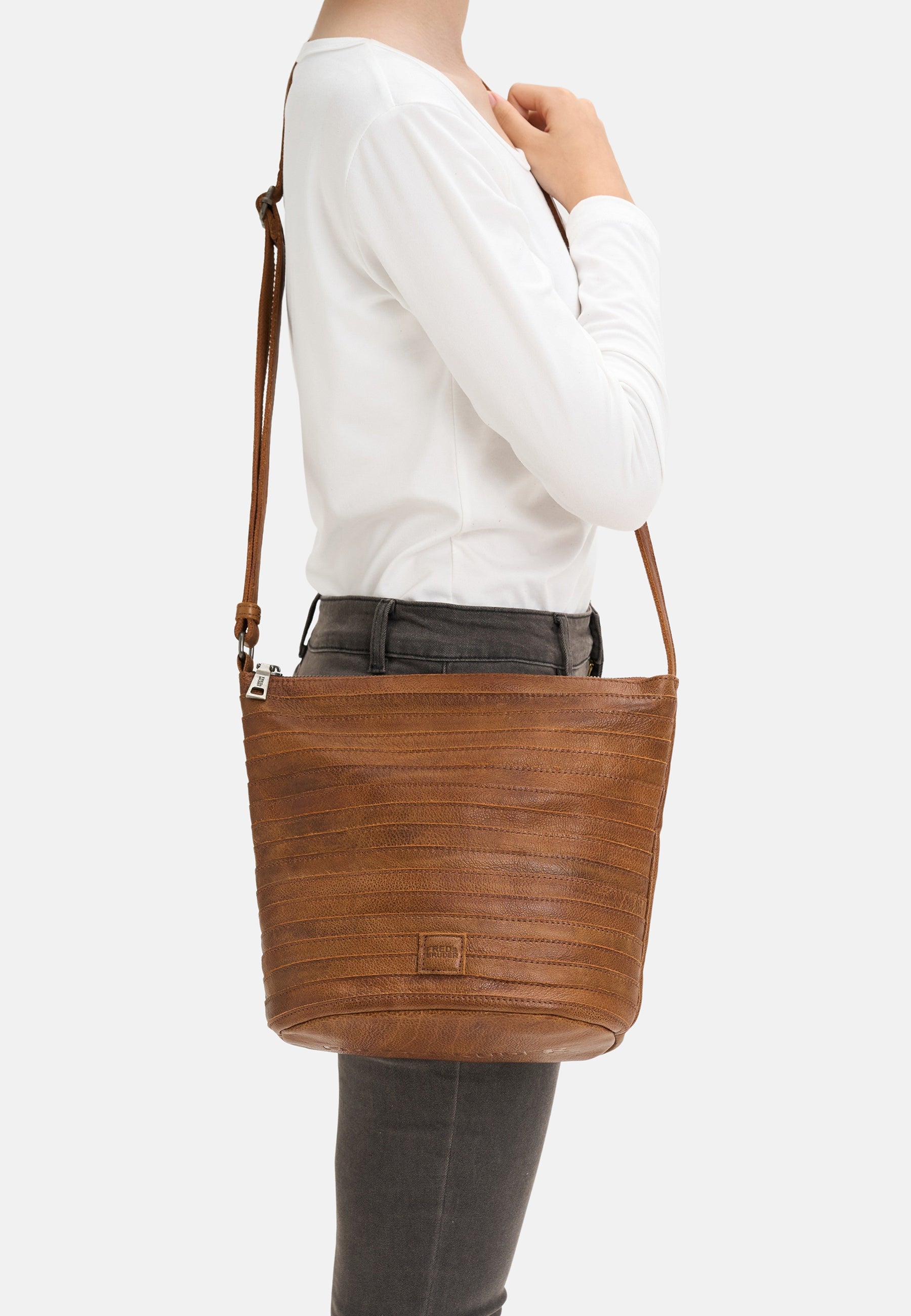 Majo Handtaschen Fredsbruder Handtasche Cognac Gürtelinchen