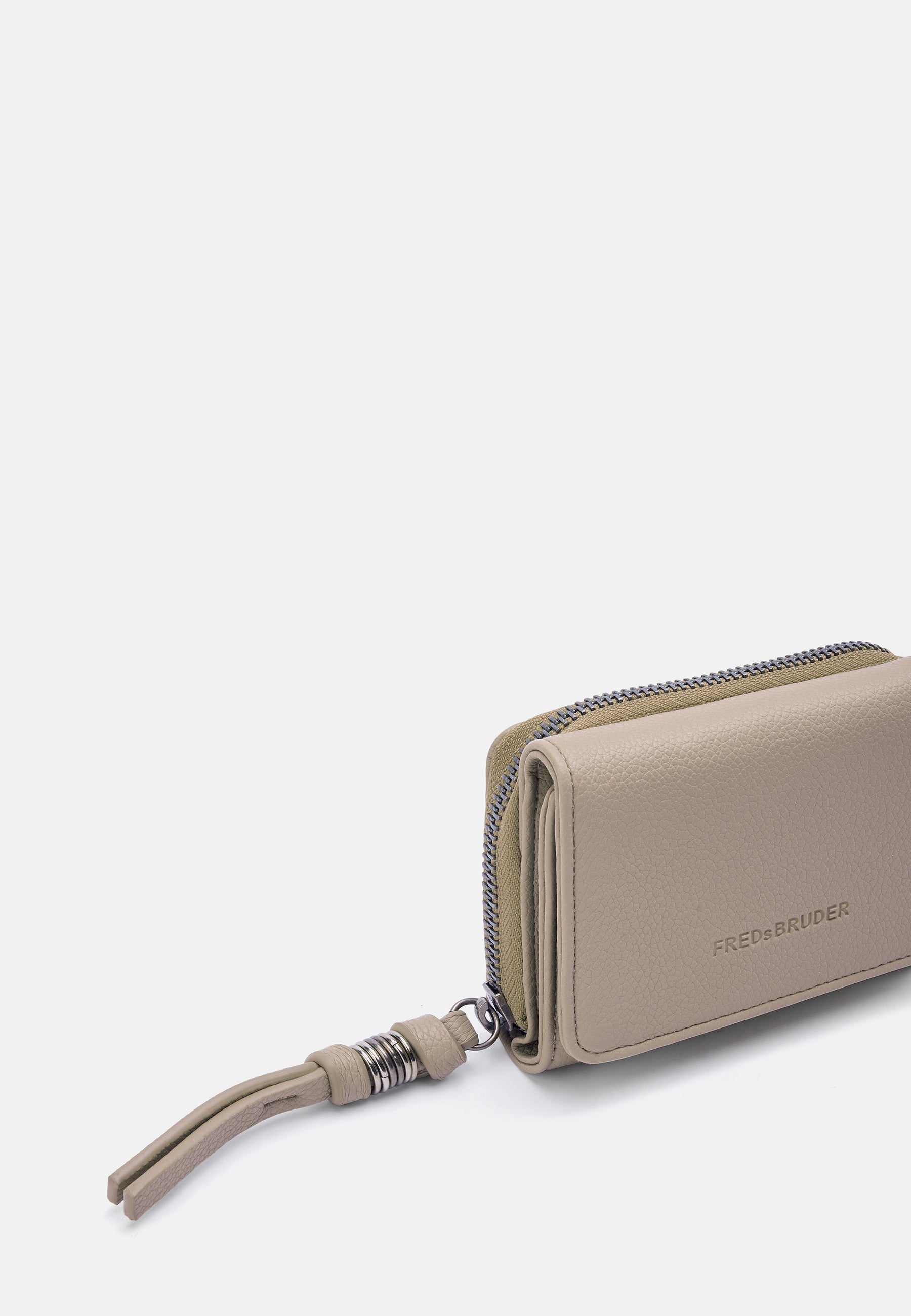 Color Kiss Flap Wallet