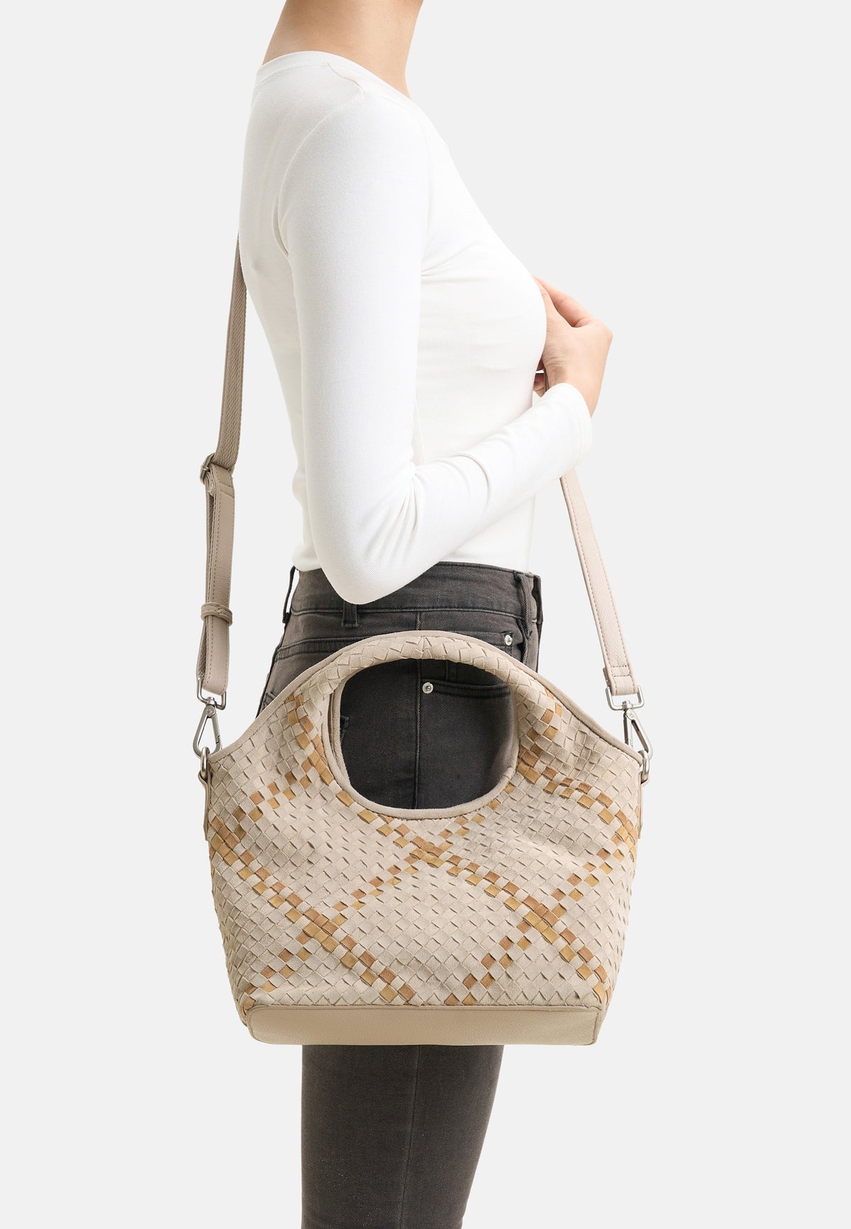 Happy Weave kleine Handtasche am Körper, geflochtenes Muster beige/braun, Umhängeriemen