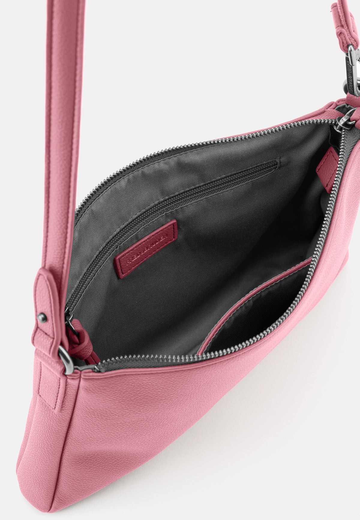 Crossbag Juicy Berry, geöffnetes Innenfach mit Reißverschluss