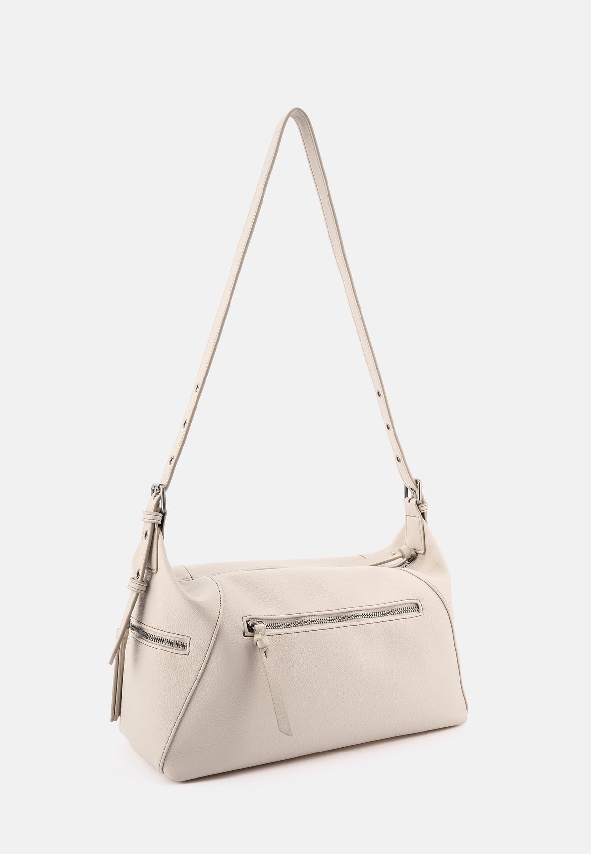 Schultertasche aus Lederimitat in Hellbeige mit Frontzip und Quasten an den Trägern