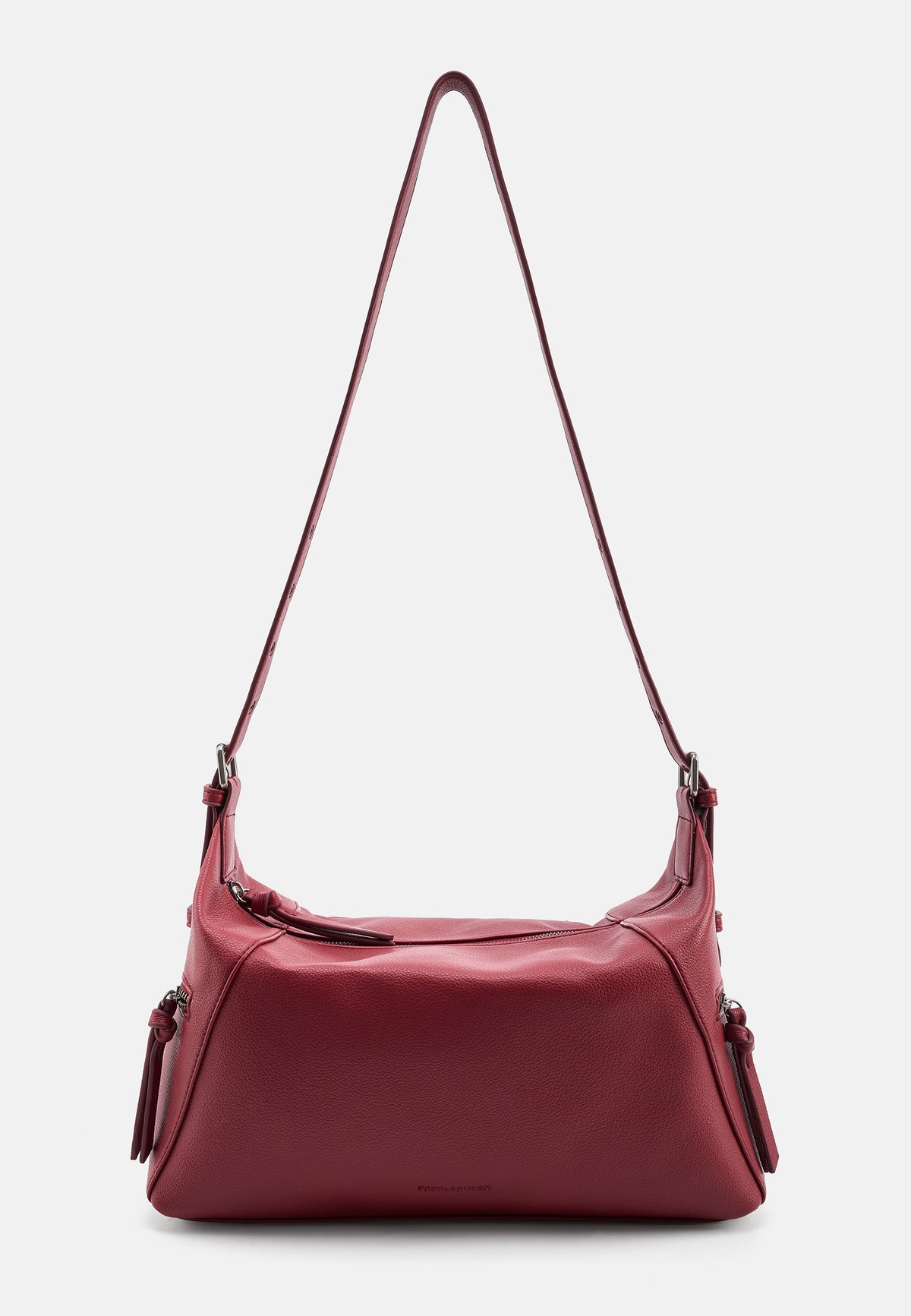 Schultertasche aus Lederimitat in Bordeauxrot, Vorderansicht mit Quasten und Reißverschluss