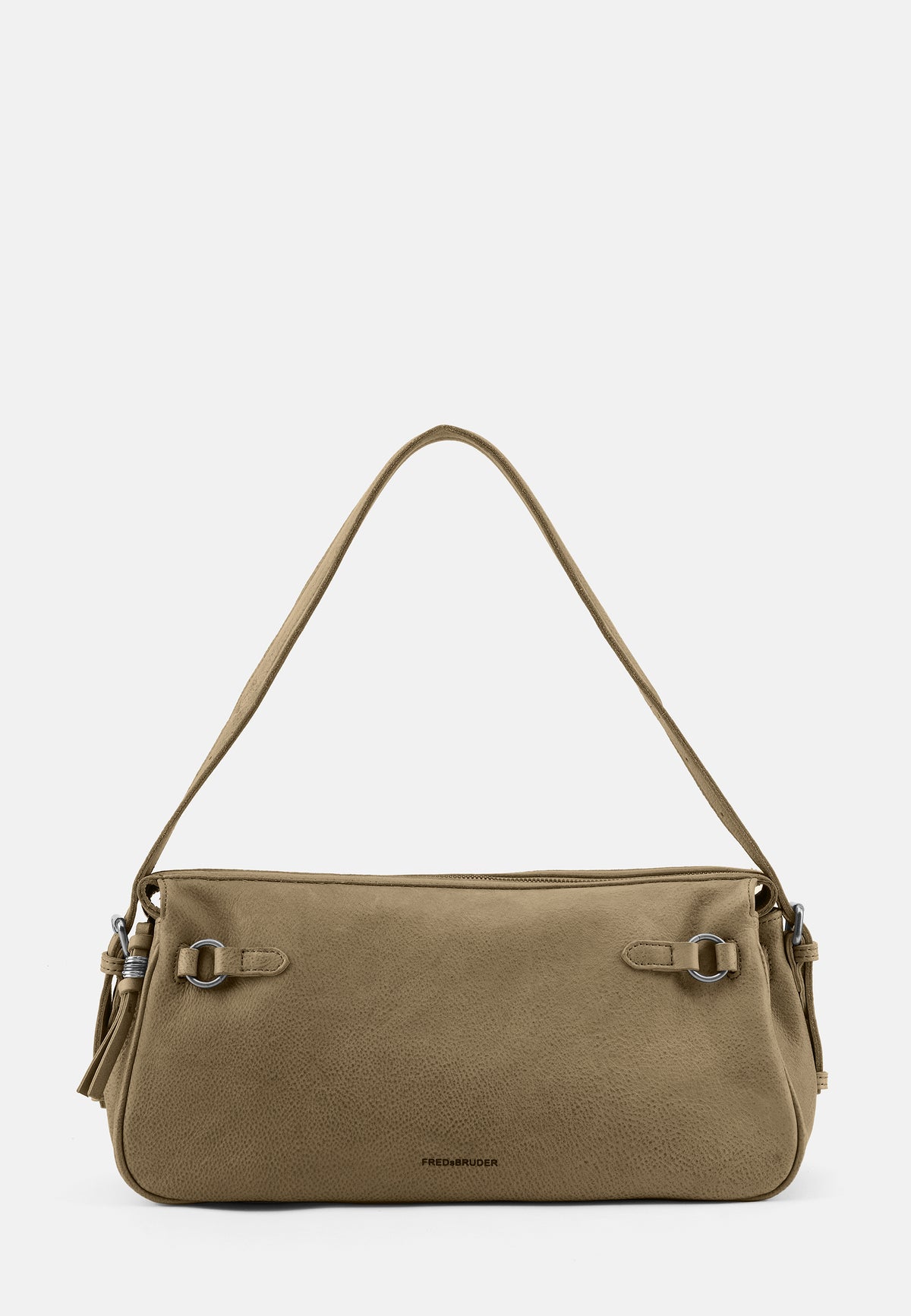 Beige Schultertasche mit kurzem Henkel, Schnallenverschluss und Quasten an der Seite.