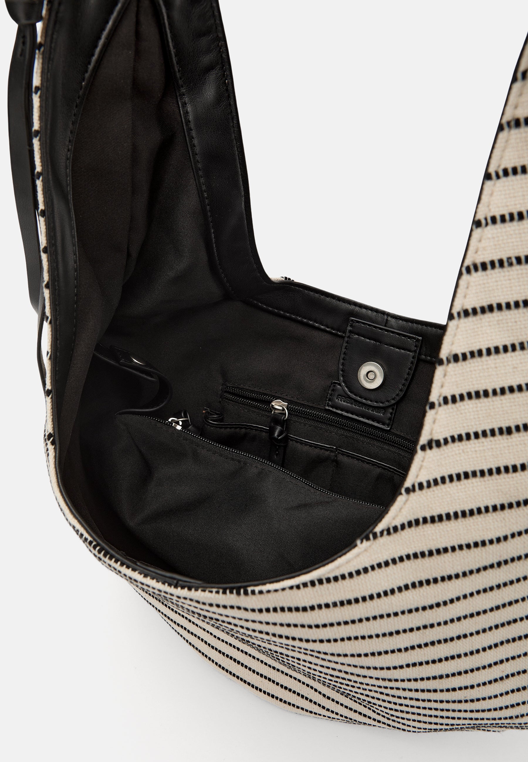 FREDsBRUDER- Handtaschen>Damen>Ledertaschen>Canvastasche>Hobo Taschen- For Lovers Big Hobo Canvas- black / OS